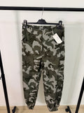 Pantalón militar 3